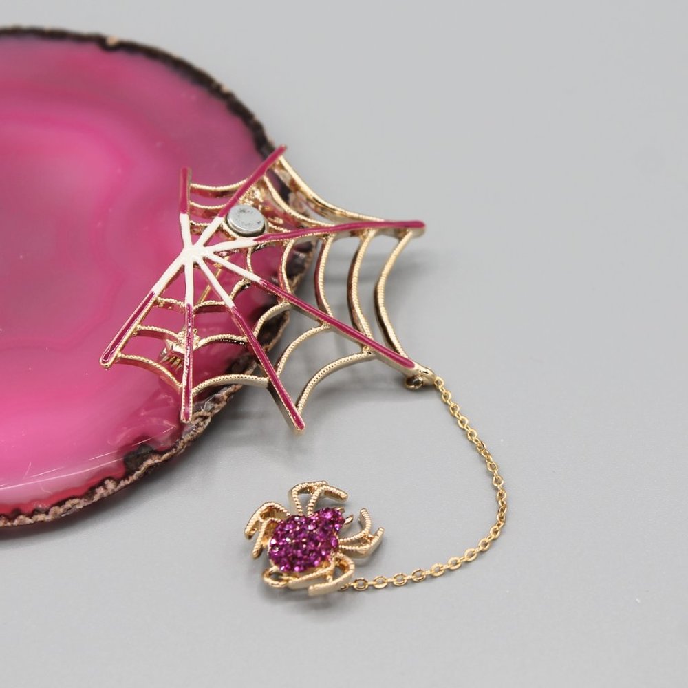 Pink & gold tone spider spiderweb pin brooch - Picture 3 of 8